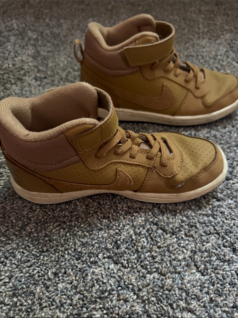 Nike Kids High-Top Sneakers in Tan